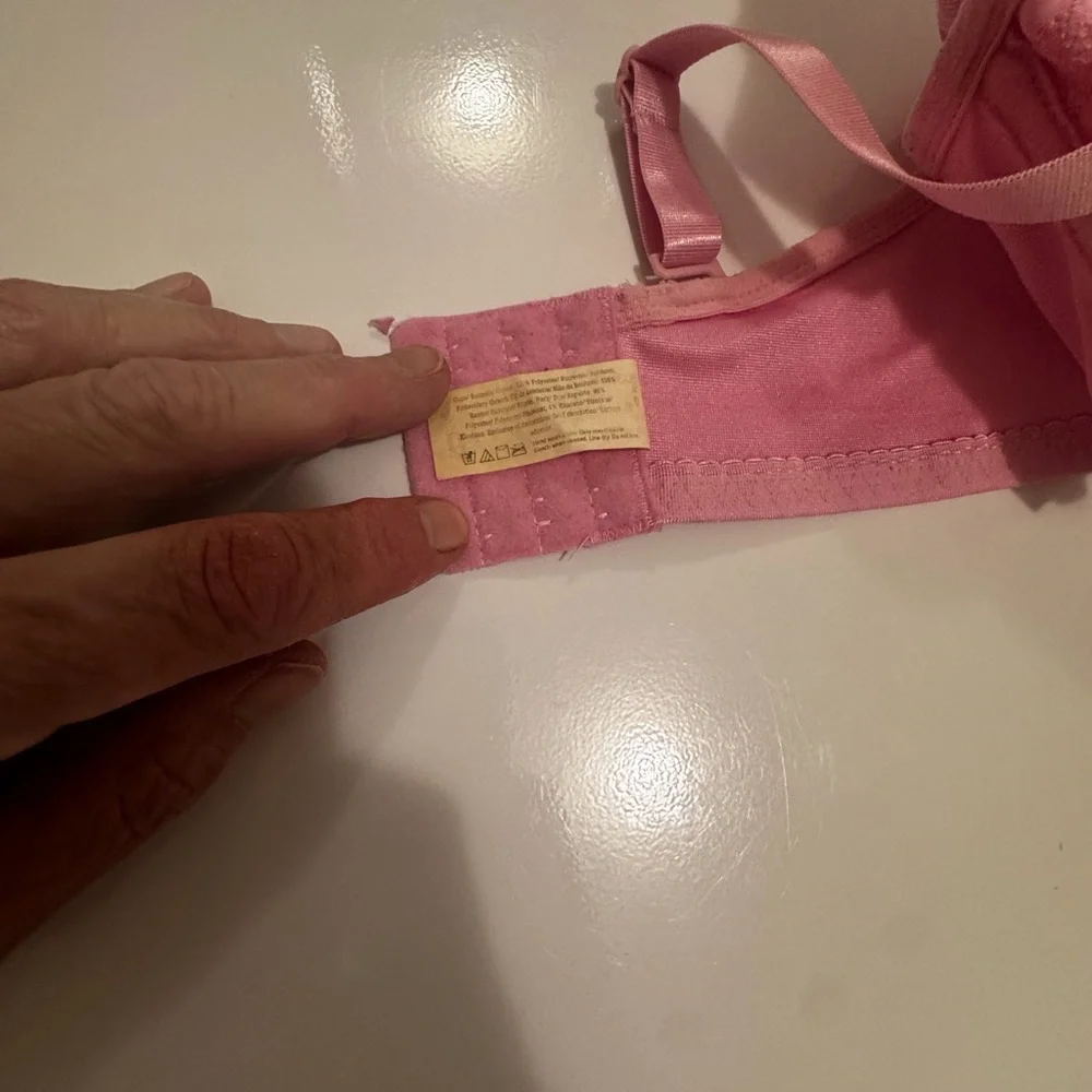 Pink Embroidered Bra — Supportive Sweetheart Silhouette - Picture 9 of 9